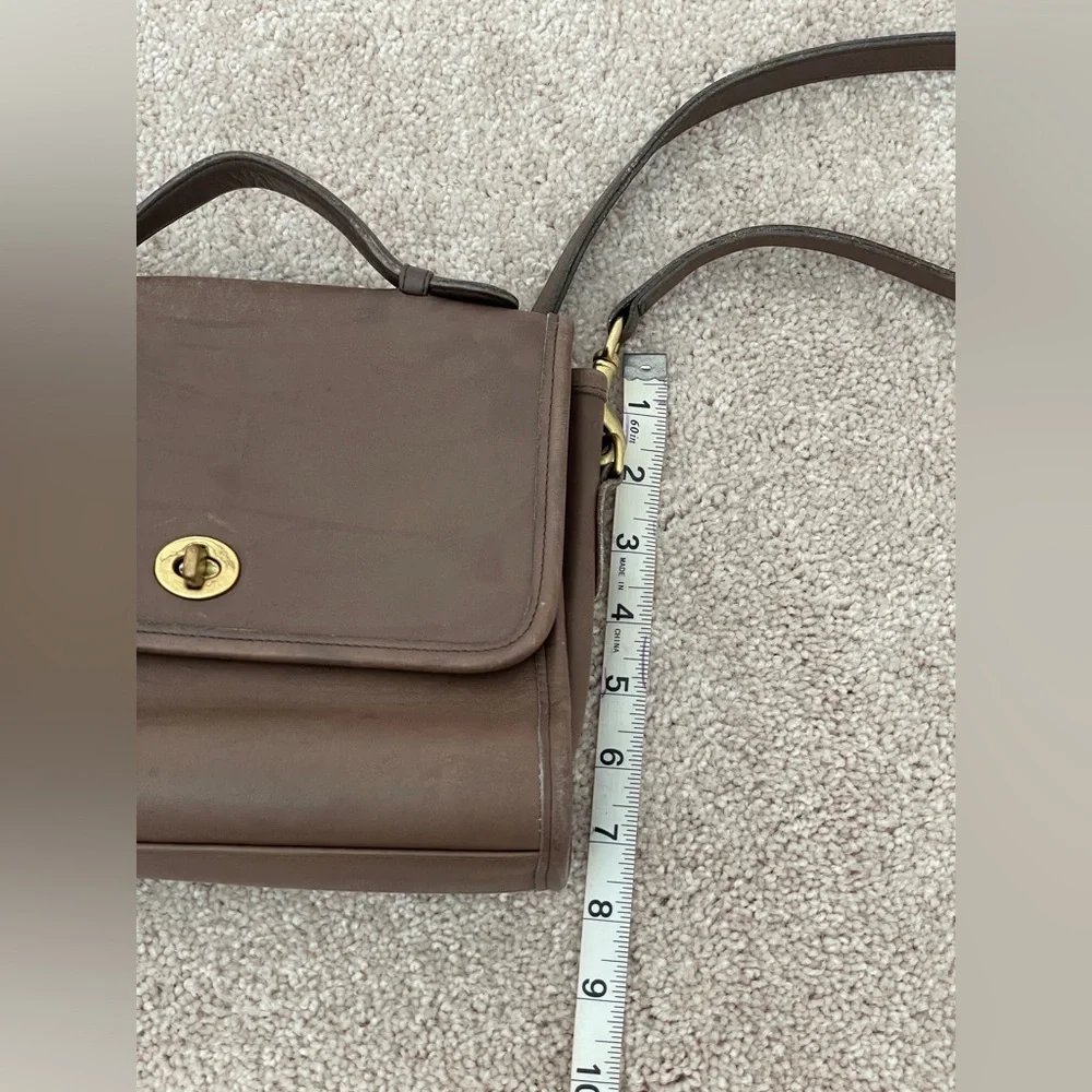 Coach vintage mocha brown leather court bag 9870
